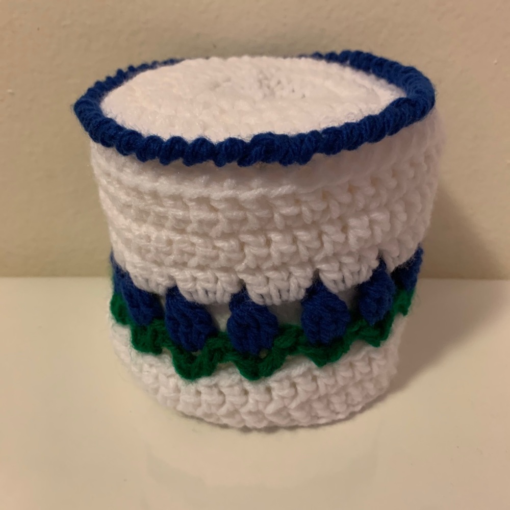 Toilet Paper Tissue Cover New Royal Blue Tulip Flowers with green leaves